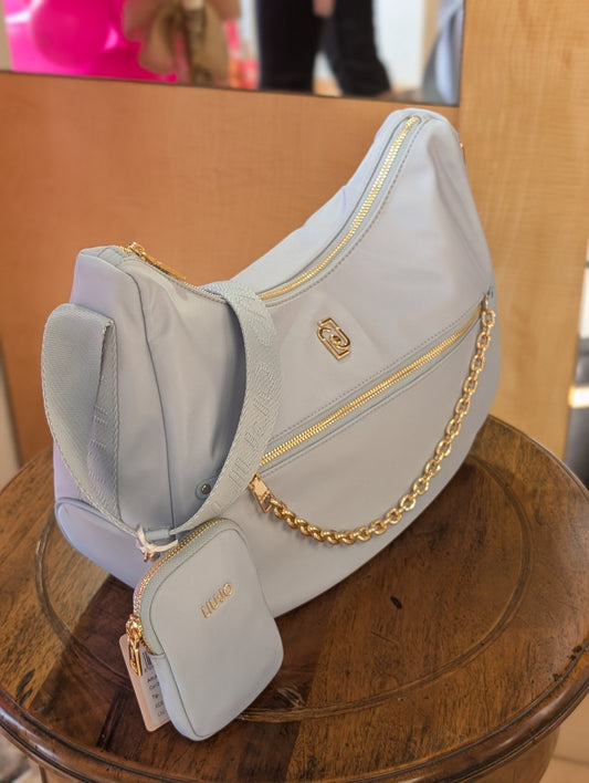 Borsa a spalla Liu Jo AA5322T4559 – Elegante nylon con catena oro - Veronica Borse e Accessori