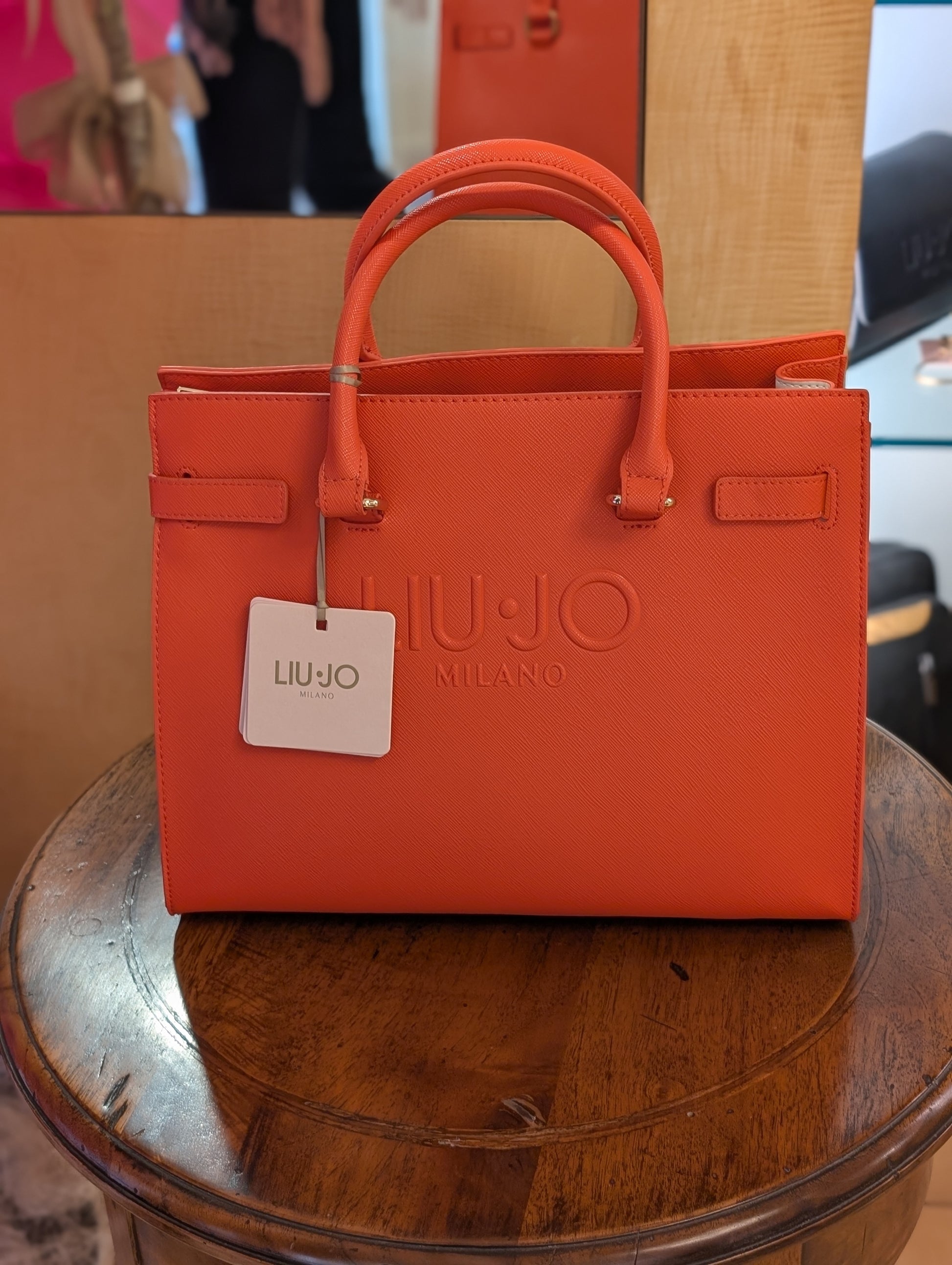 Borsa Liu Jo AA5149E0087 – Borsa tote media in PU saffiano - Veronica Borse e Accessori