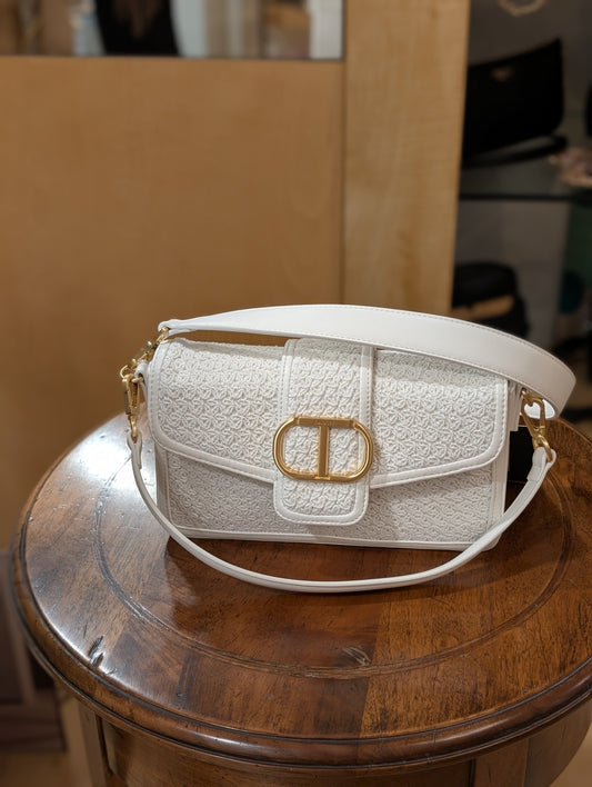 Borsa a tracolla in materiale intrecciato