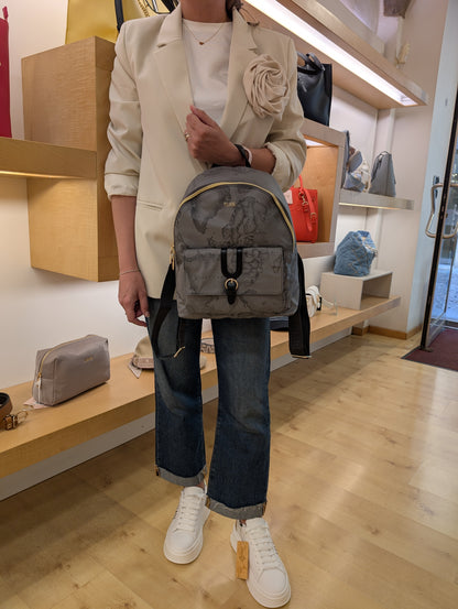 Zaino Alviero Martini 1A Classe LD39 9449 0030 in Tessuto Geo Soft Grigio Scuro - Veronica Borse e Accessori