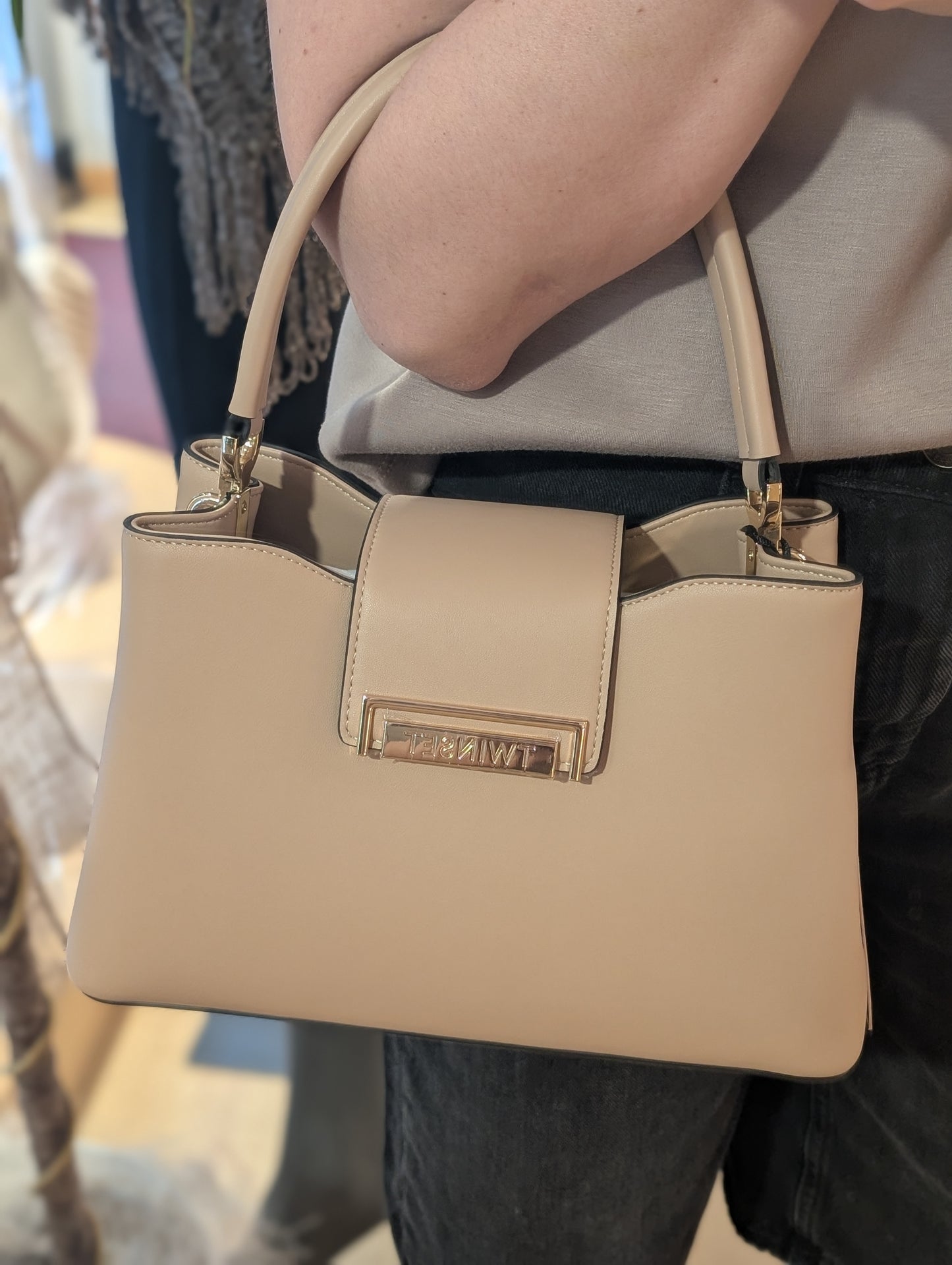 Borsa a mano con tracolla