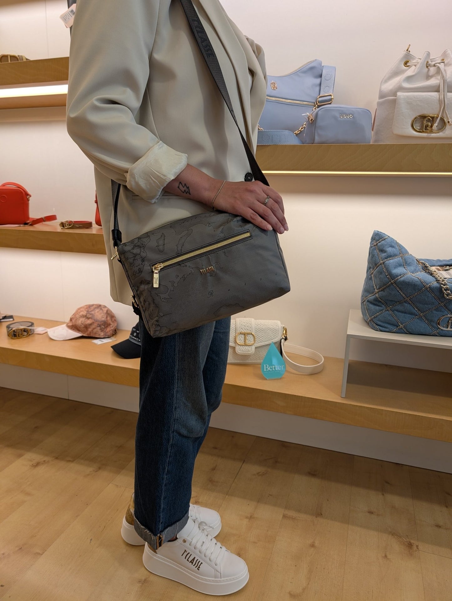 Tracollina Alviero Martini 1A Classe LD38 9449 0030 – Coconut, Grigio Scuro effetto cocco e pelle - Veronica Borse e Accessori